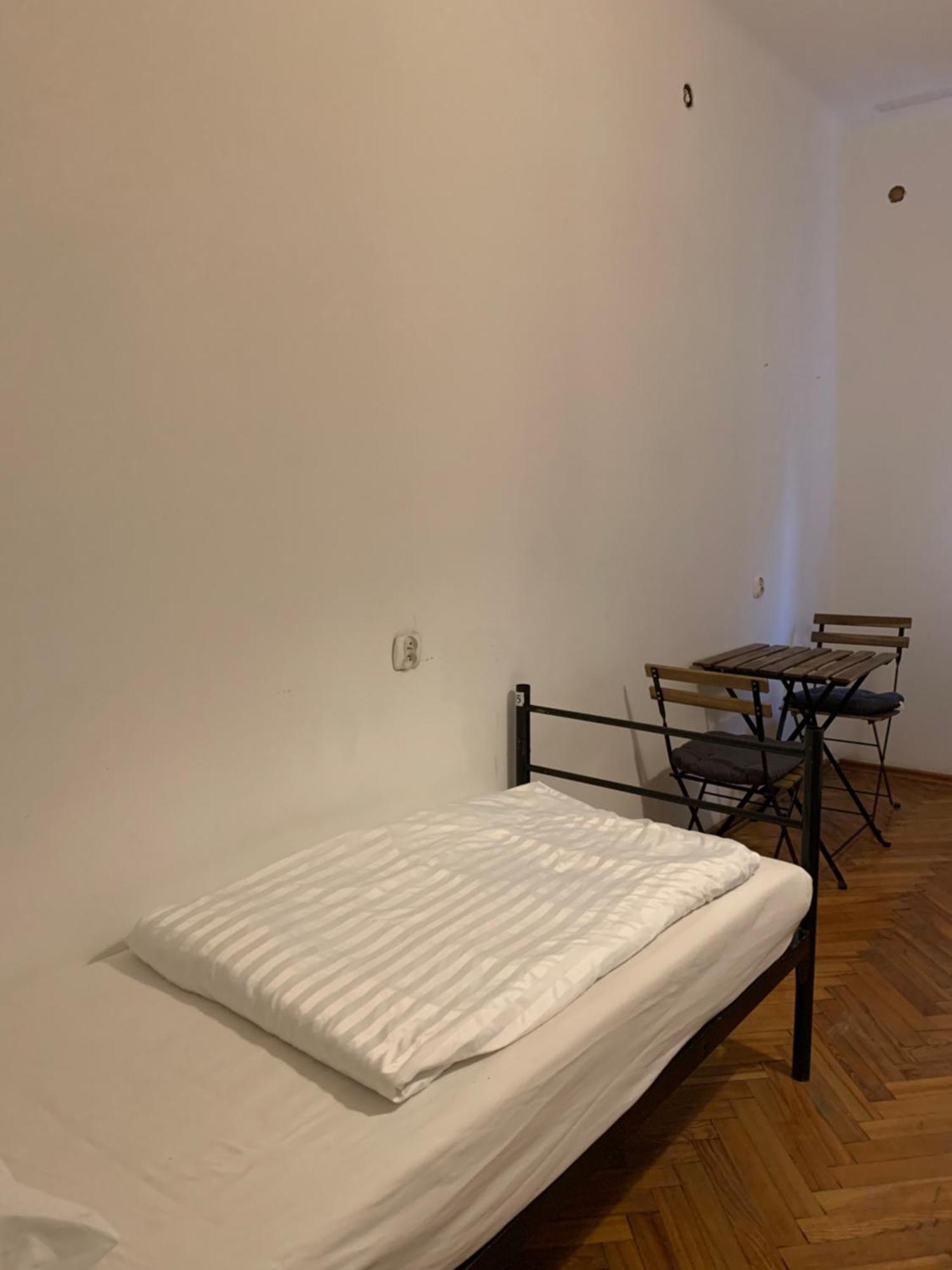 To Be Hostel Krakow Luaran gambar